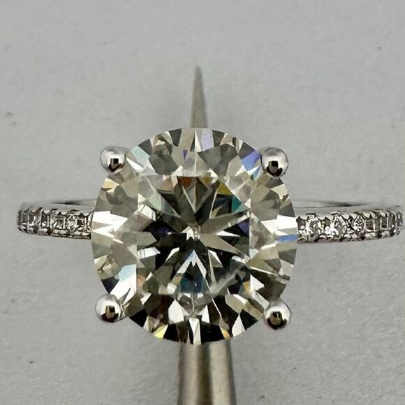 Moissanite Diamond Engagement Ring 2 Ct Brilliant 18K Finish GRA Size 8 - Picture 1 of 12